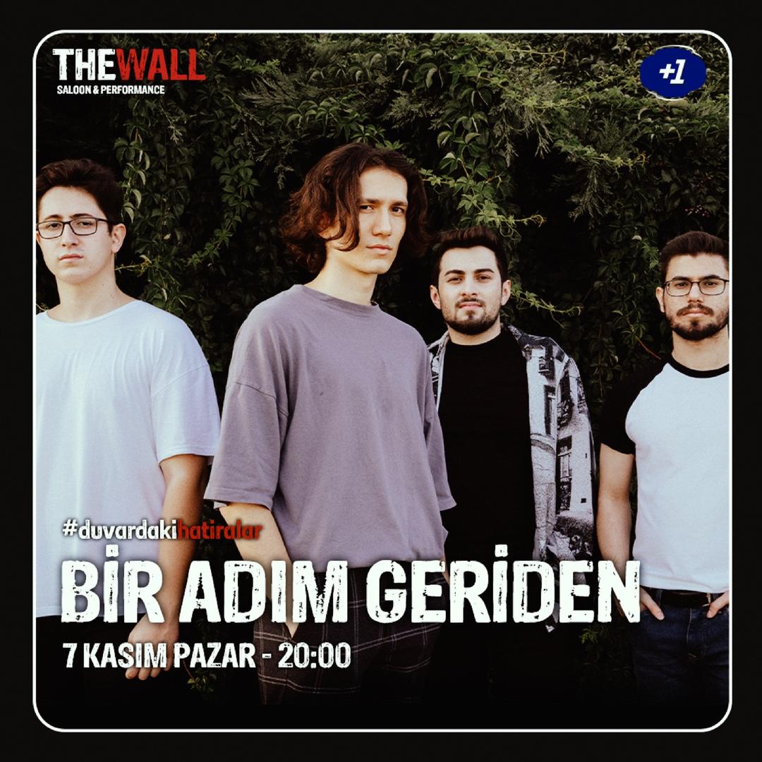 Bir Adım Geriden
